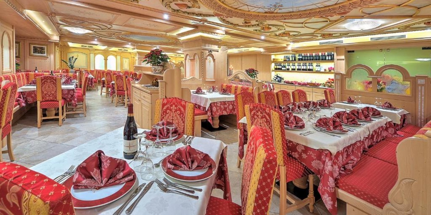 Hotel MADONNA DELLE NEVI****