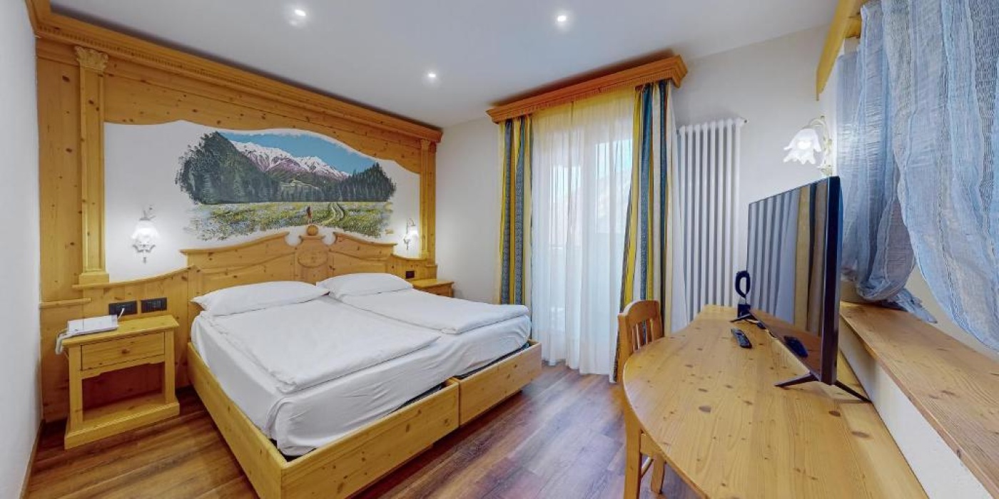 Hotel MADONNA DELLE NEVI****