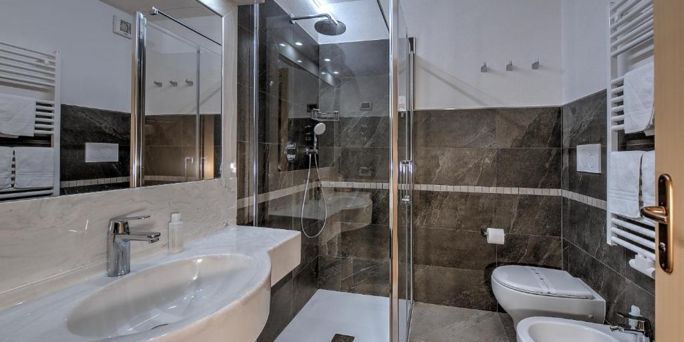 Hotel MADONNA DELLE NEVI****