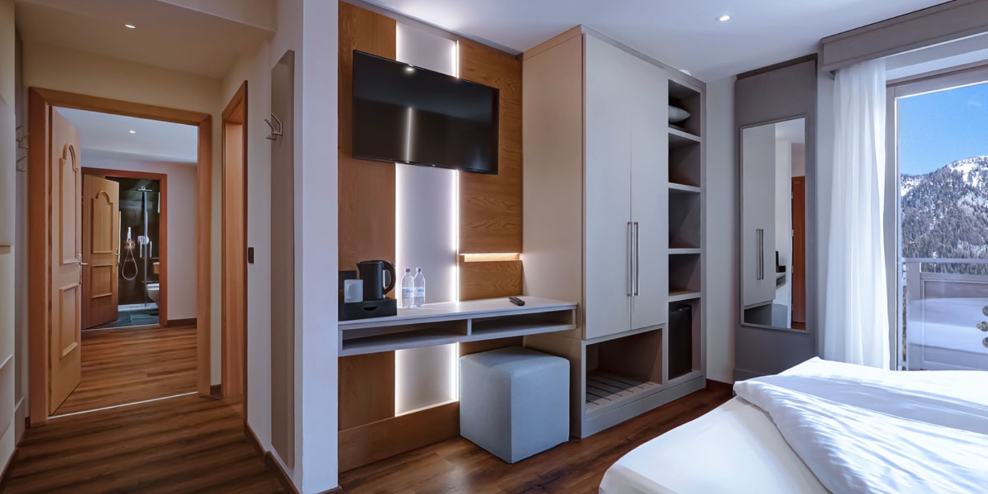 Hotel MADONNA DELLE NEVI****